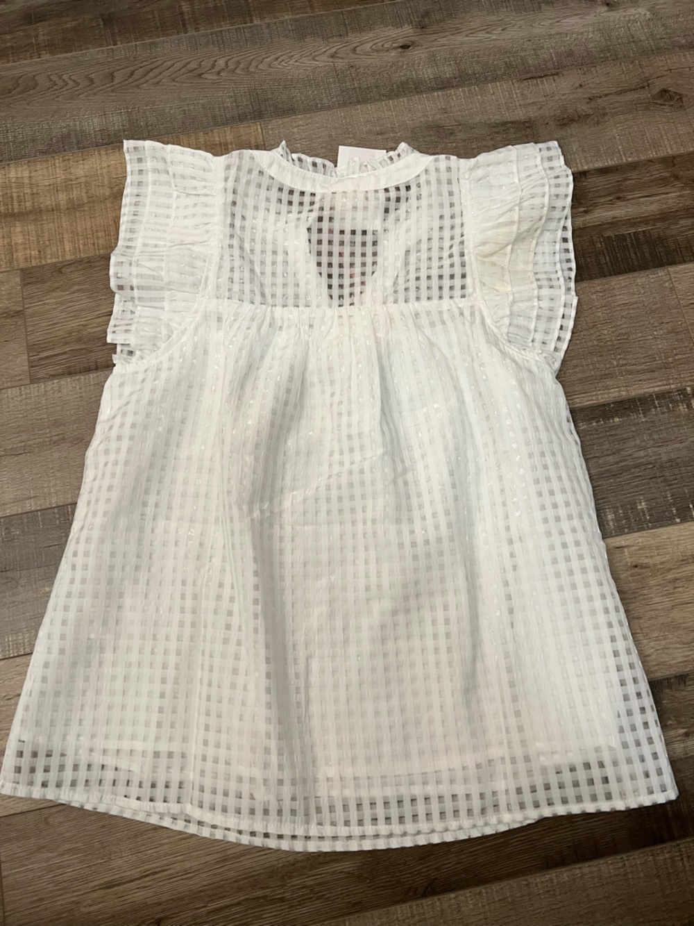 entro White grid pattern sheer Ruffle Sleeve V-Neck Top - Picture 8 of 12